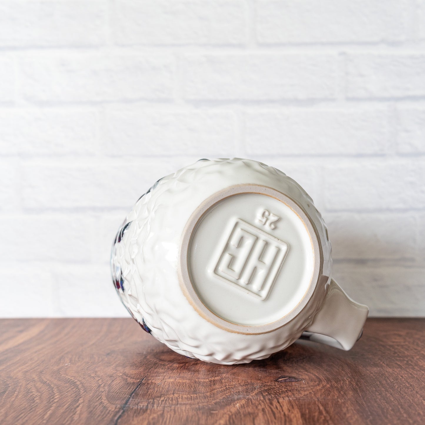 #112 - 23oz Mug