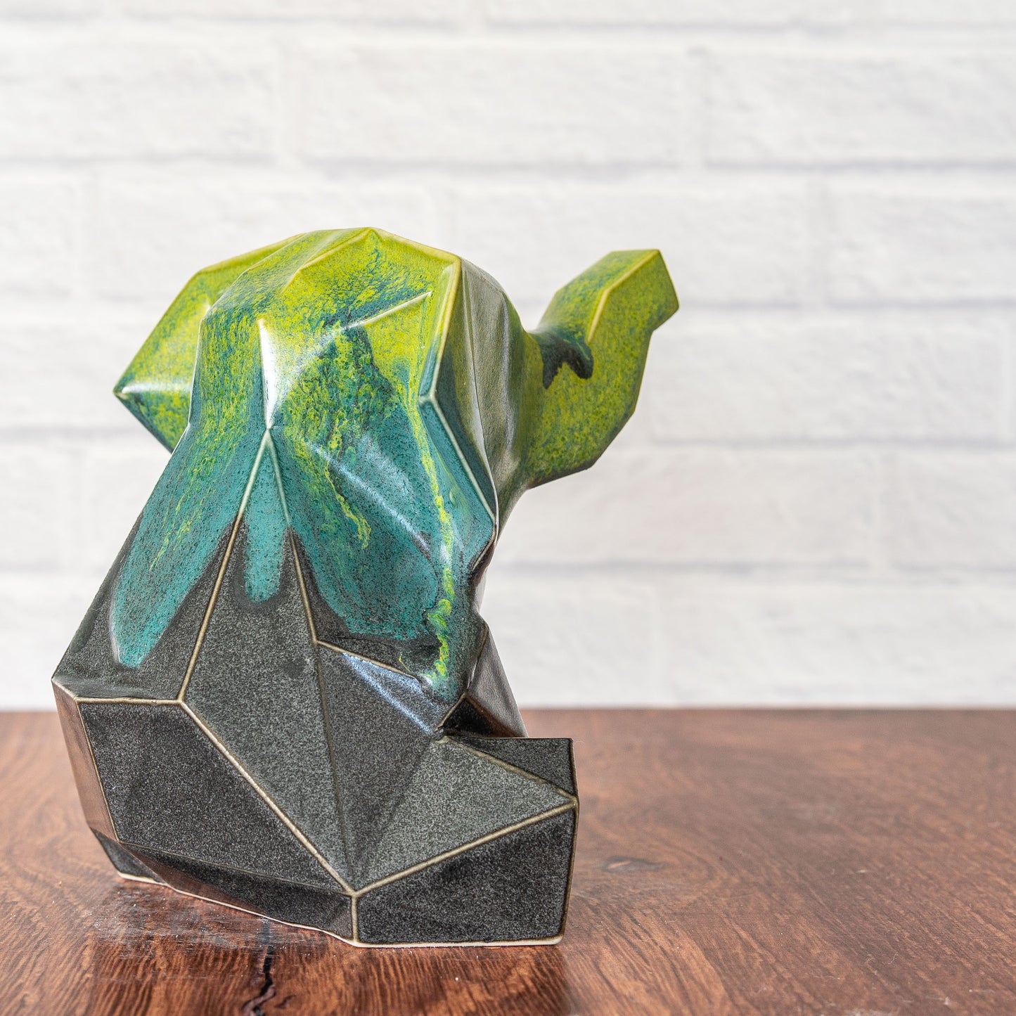 #154 - Medium Elephant
