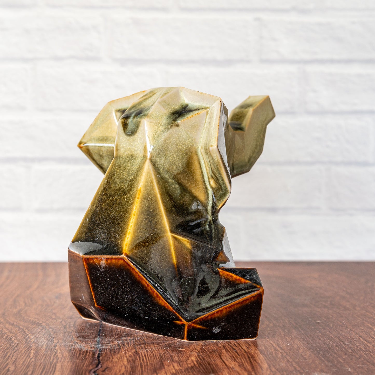 #155 - Medium Elephant