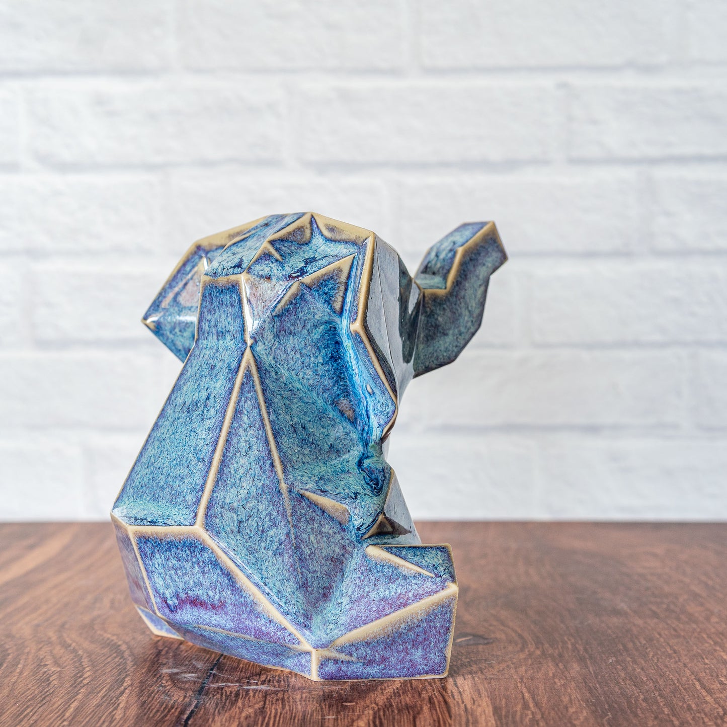 Medium 'Riptide' Elephant