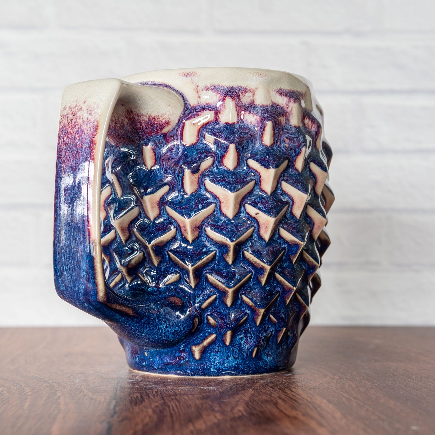 20oz 'Magenta Fire' Cubes Mug