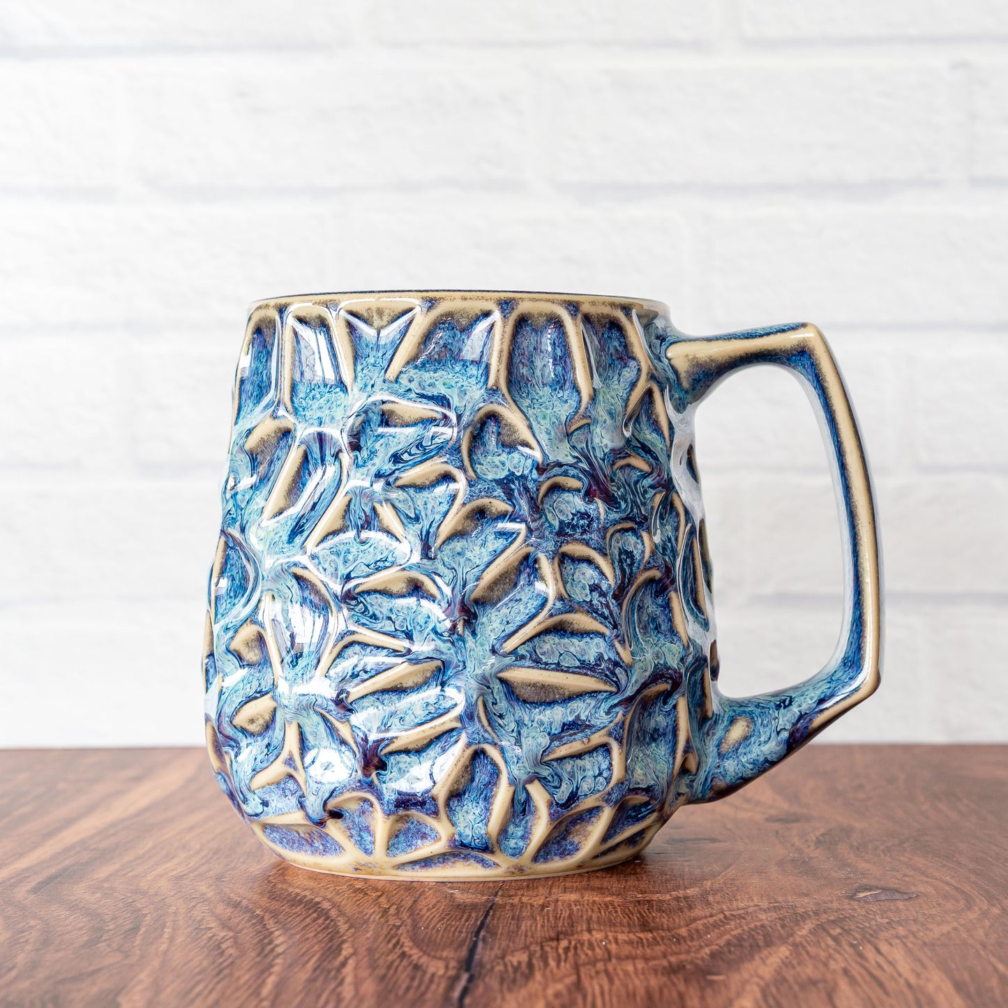 16oz 'Riptide' Voronoi Mug