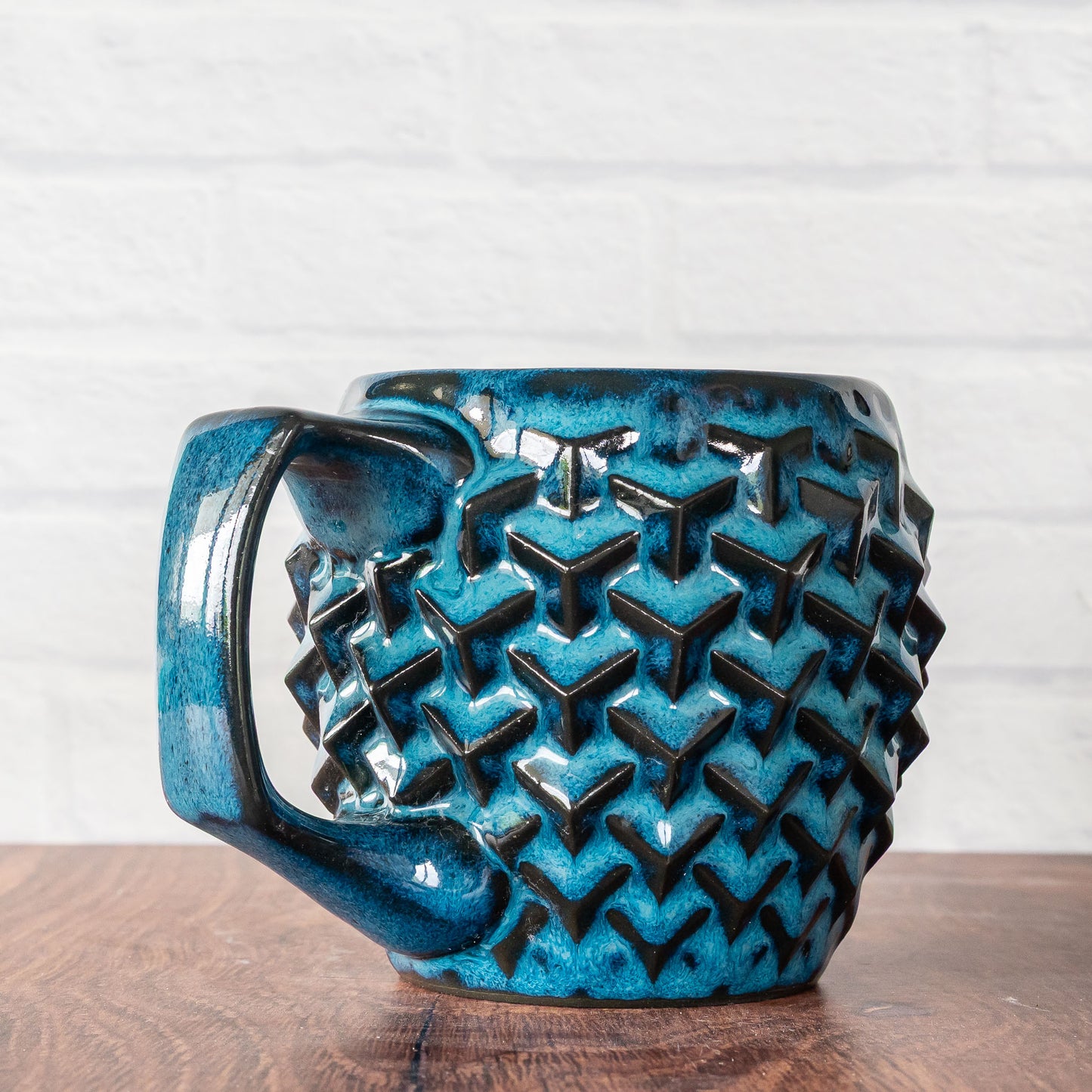 12oz 'Midnight Surf' Cubes Mug