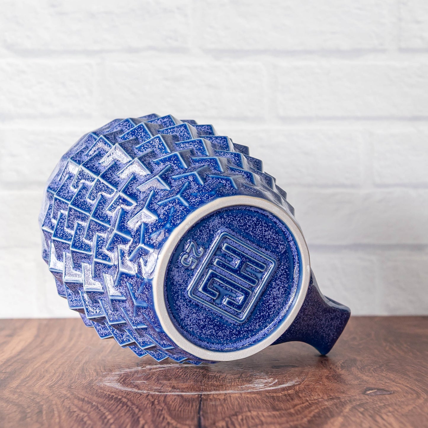 20oz 'Lavender Teadust' Cubes Mug