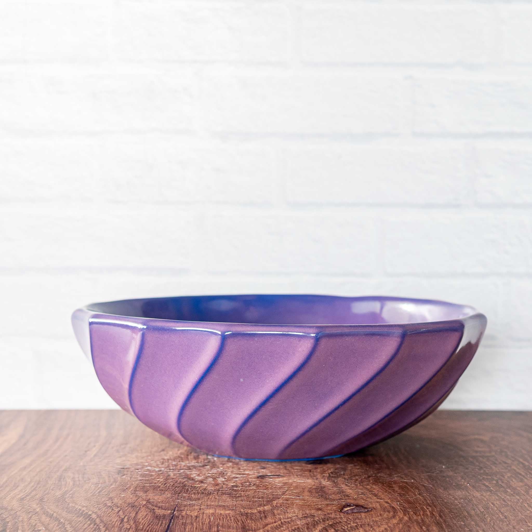 Wide Twist Bowl