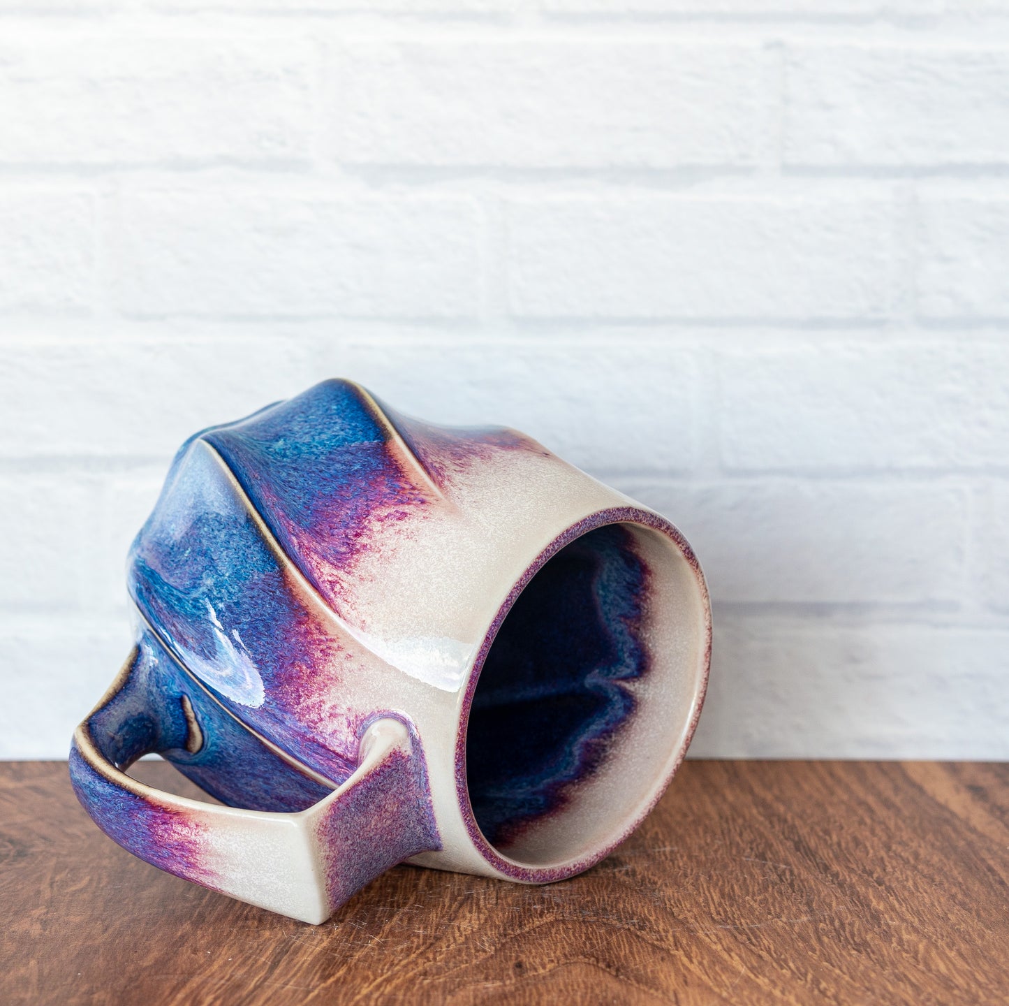 16oz Twist 'Magenta Fire' Mug