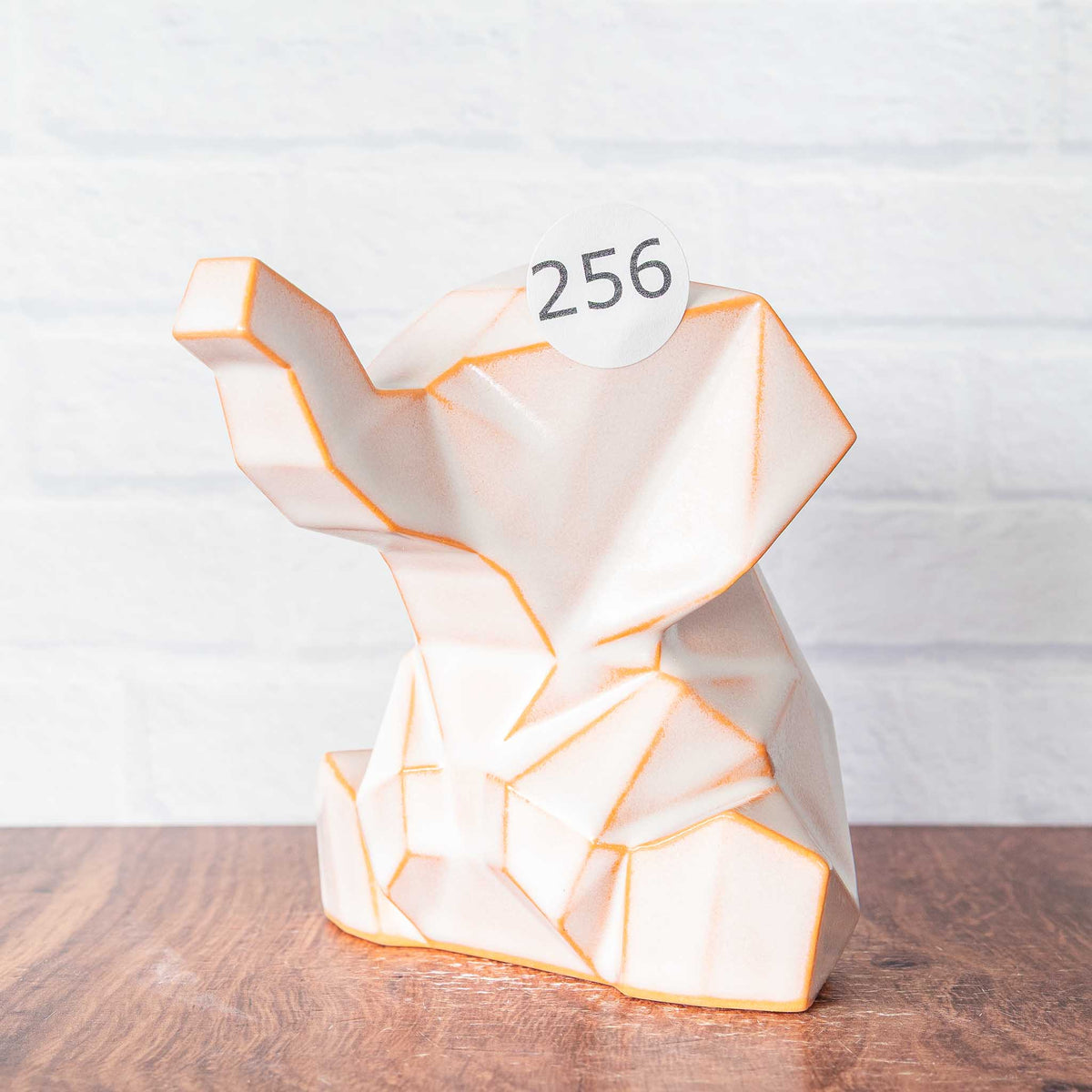 #256 - Medium Elephant