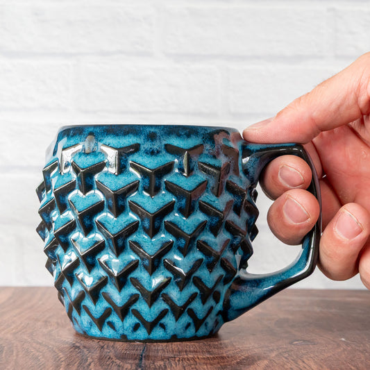 12oz 'Midnight Surf' Cubes Mug