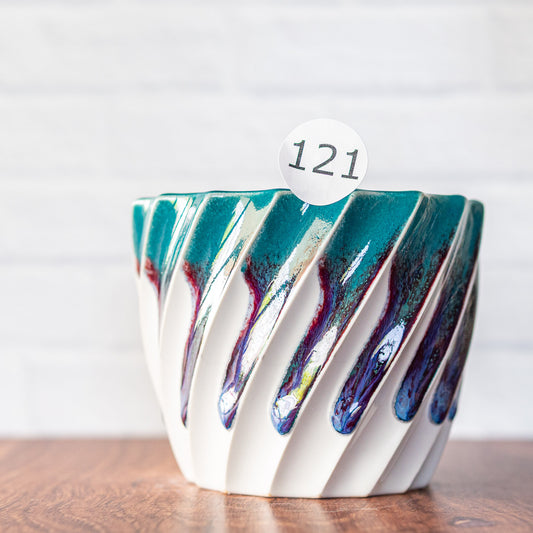 #121 - 4.5" Twist Short Planter