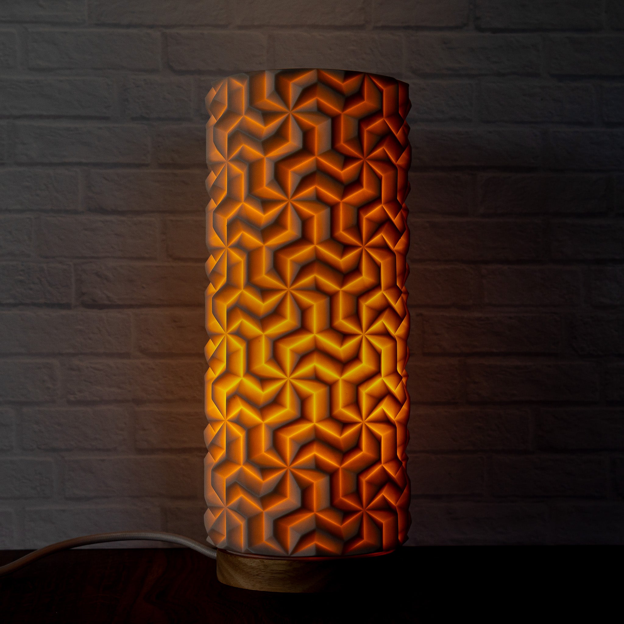 Triweave Lamp