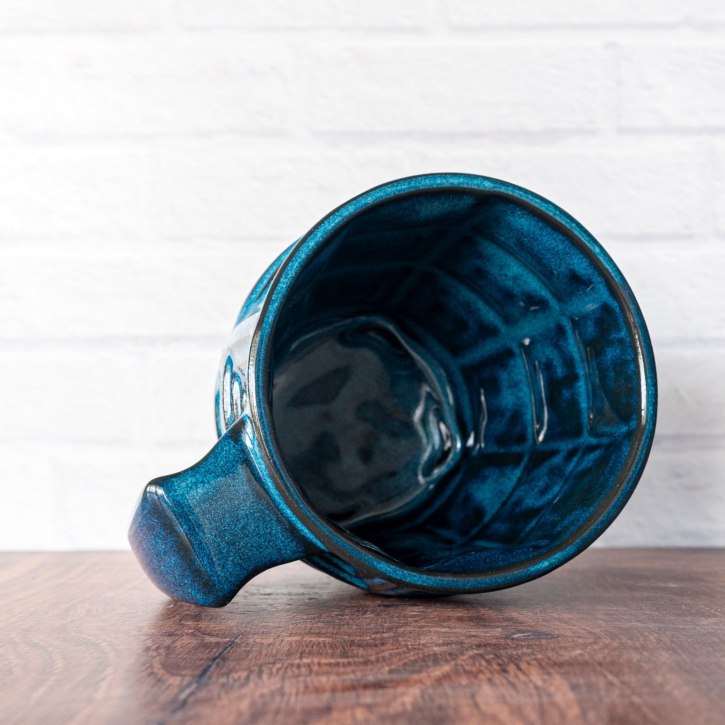 20oz 'Midnight Surf' Squares Mug