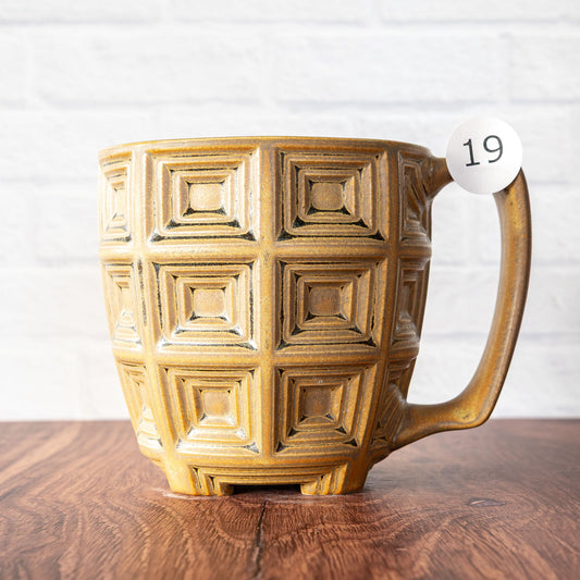 #19 - 20oz Mug