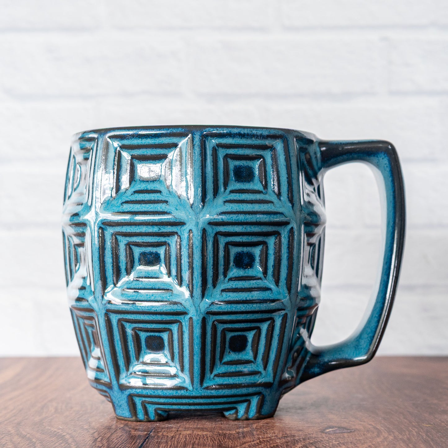 19oz 'Midnight Surf' Pantheon Mug