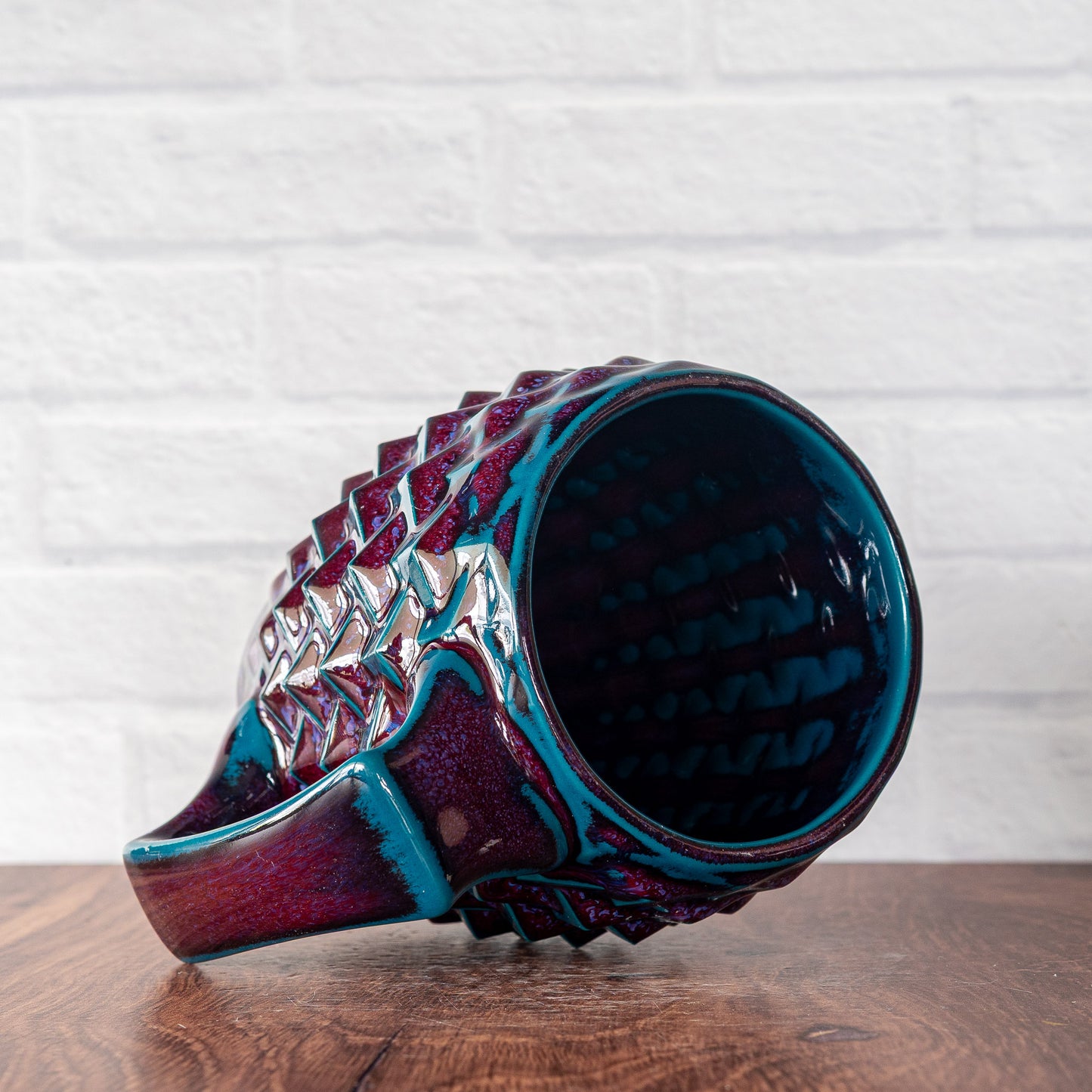 20oz 'Dragon Blood' Cubes Mug