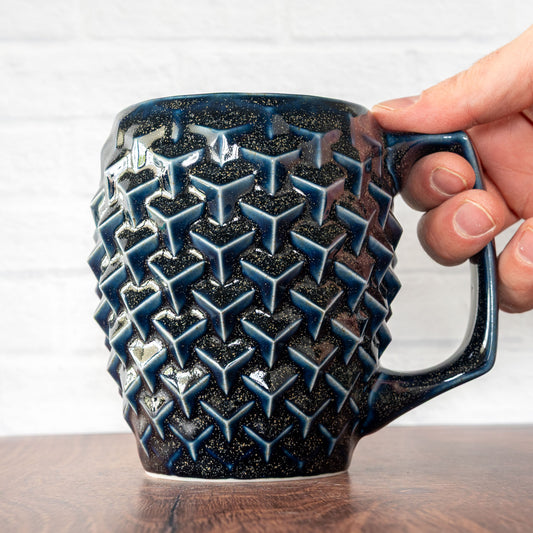 20oz 'Blue Teadust' Cubes Mug