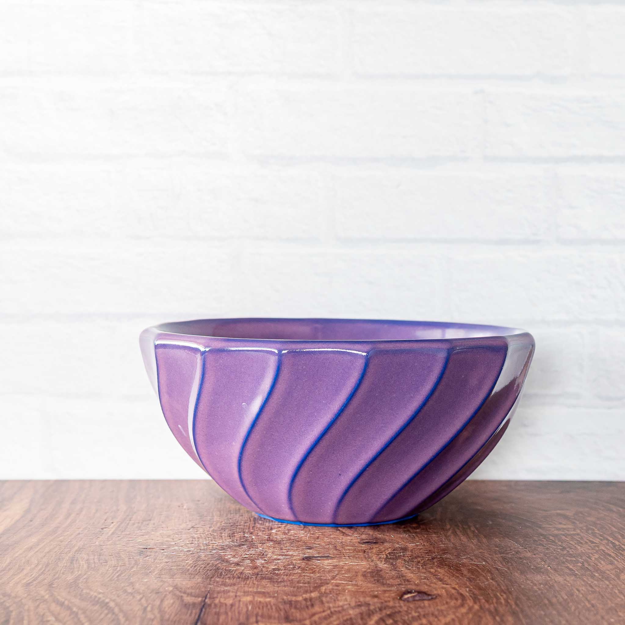 Deep Twist Bowl