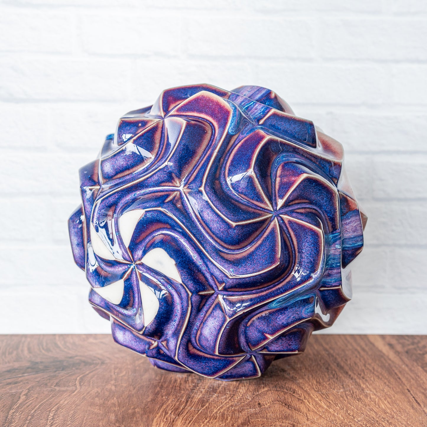 'Magenta Fire' Porcelain Spirahedron